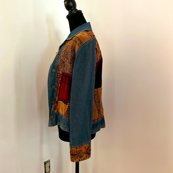Boho Jean Jacket - Picture 4 of 6